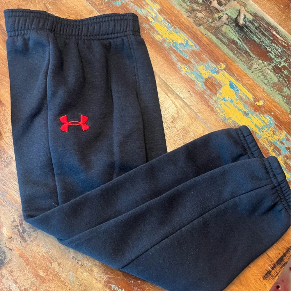 NWT Under Armour Boys 2 Piece  Set